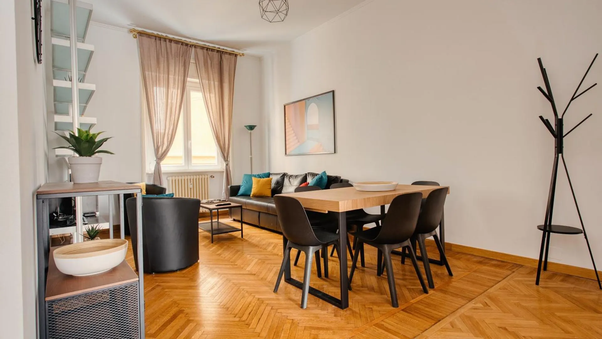 Διαμέρισμα Stylish 2Br In City Center Μιλάνο