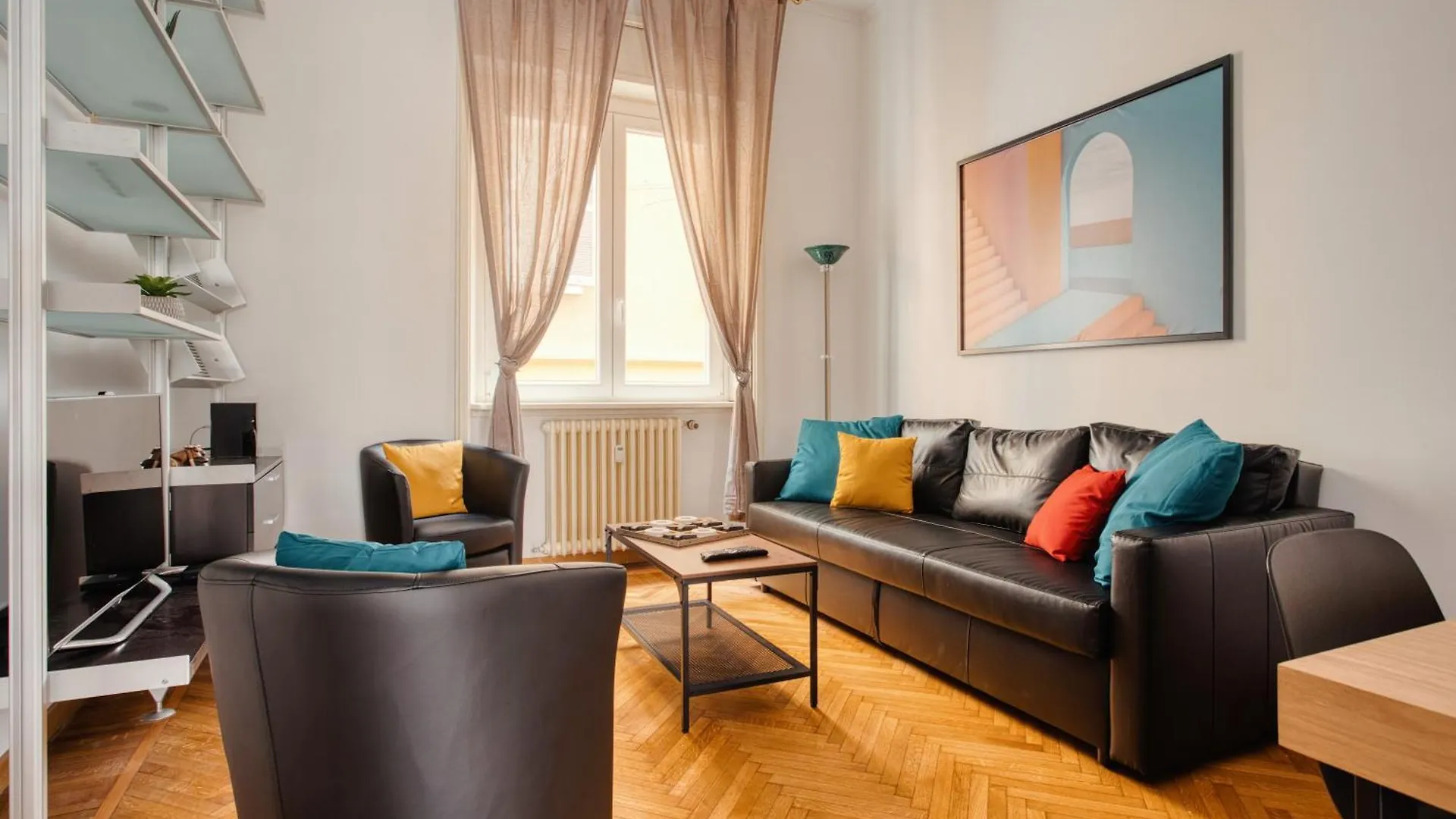 Stylish 2Br In City Center Μιλάνο 0*,  Ιταλία